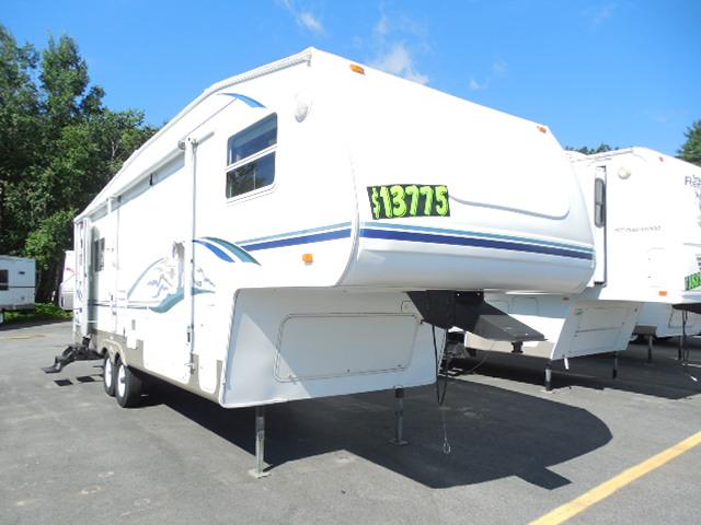 New 2004 Keystone Cougar 285RLS Fifth Wheel For Sale
